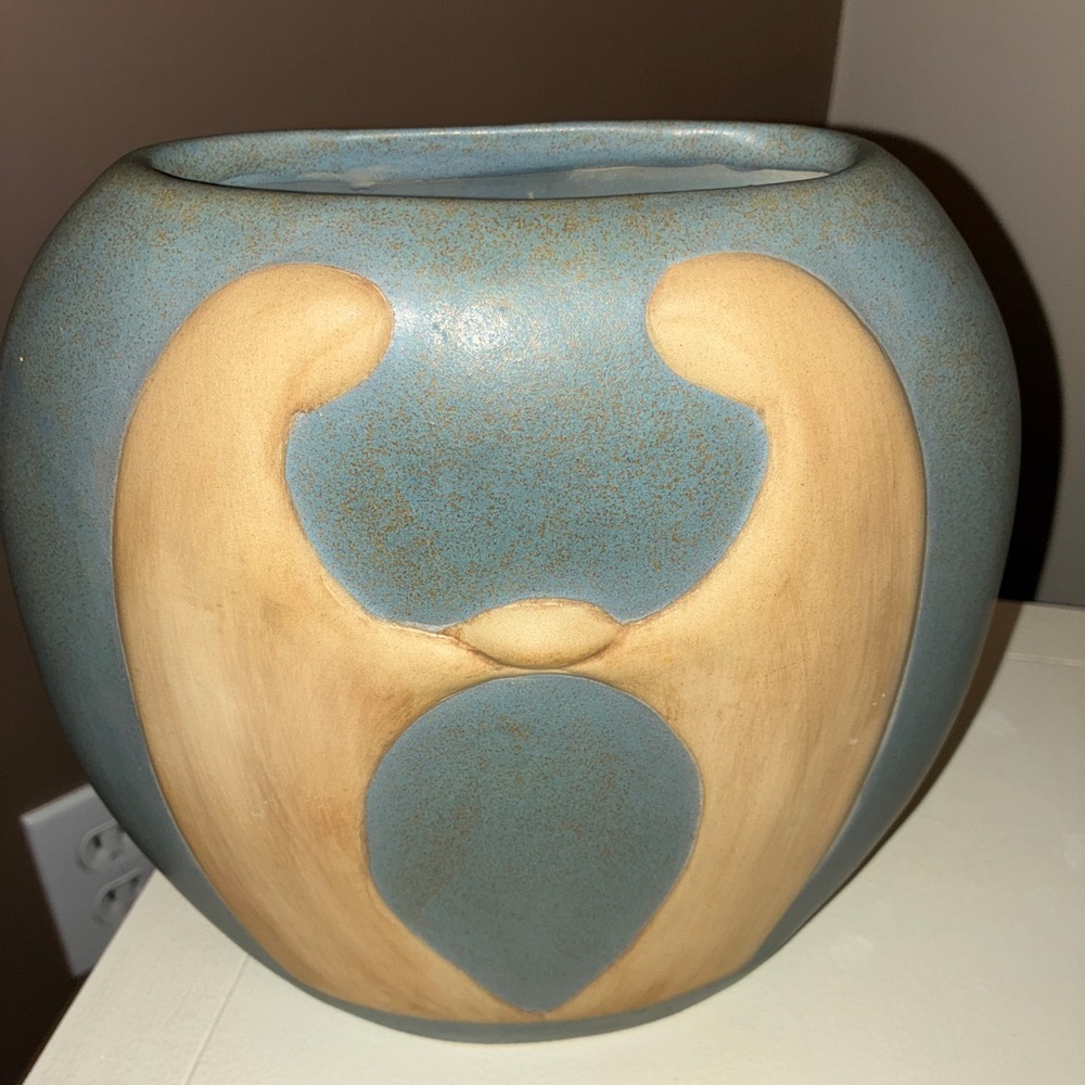 Jack Black Potty Vase Signed Greenish Tan Ceramic Vase -Beautiful!